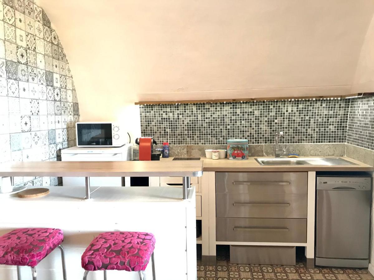 Studio De Charme Avec Grande Terrasse Vue Mer Le Castellet  Ngoại thất bức ảnh